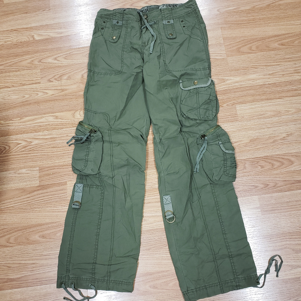 Abercrombie & Fitch Cargo pants New Size 2